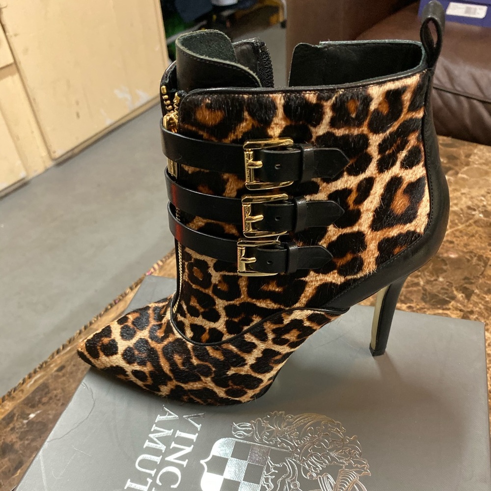 Heels boots